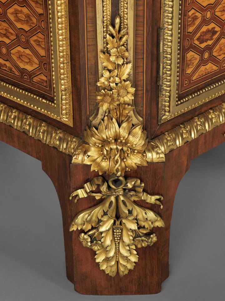 Detail of floral gilt-bronze foot mount. Fall-front desk (F302).