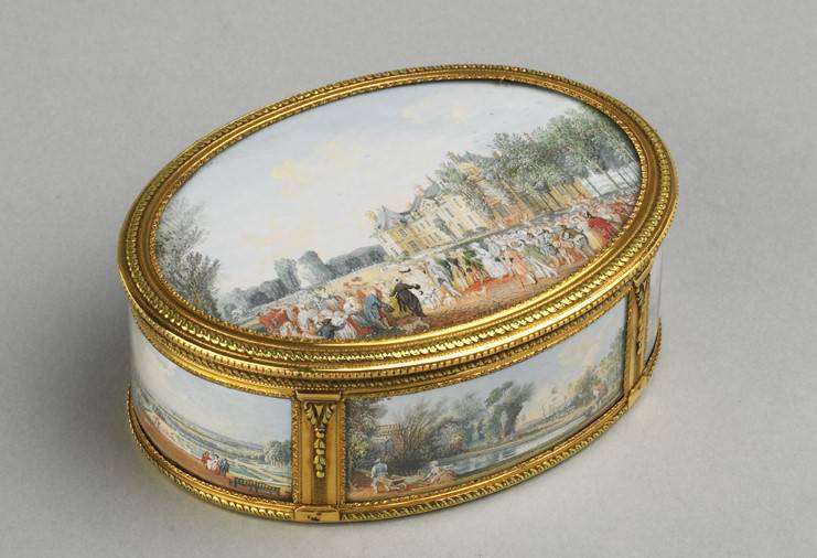 Glittering Gold Boxes and the Art of Taking Snuff