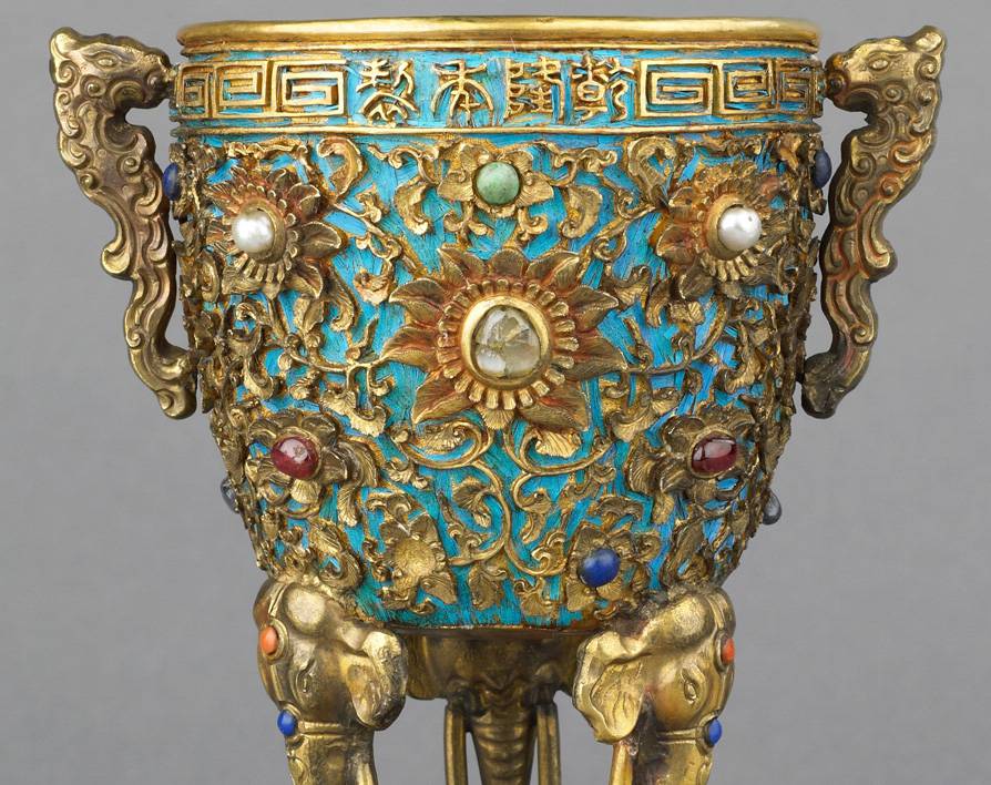 Court Arts of the Qing Dynasty: Continuity and Innovation
