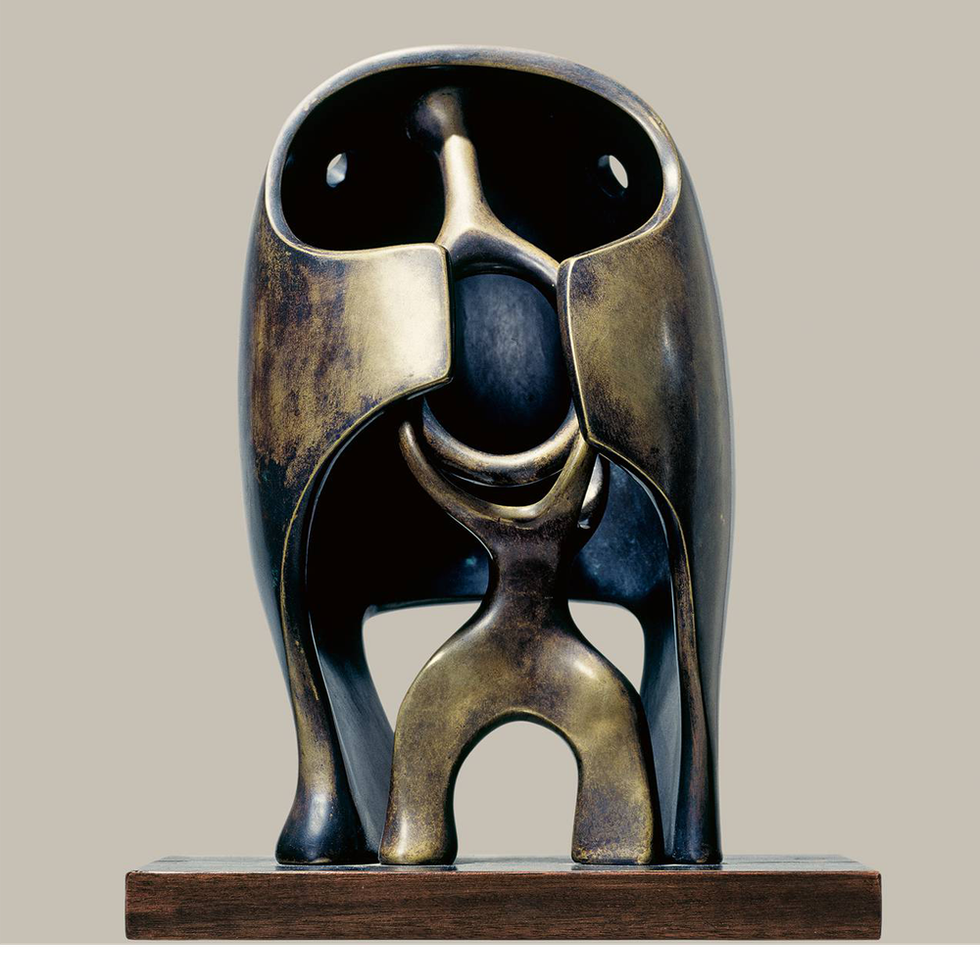 EXHIBITION - Henry Moore: The Helmet Heads