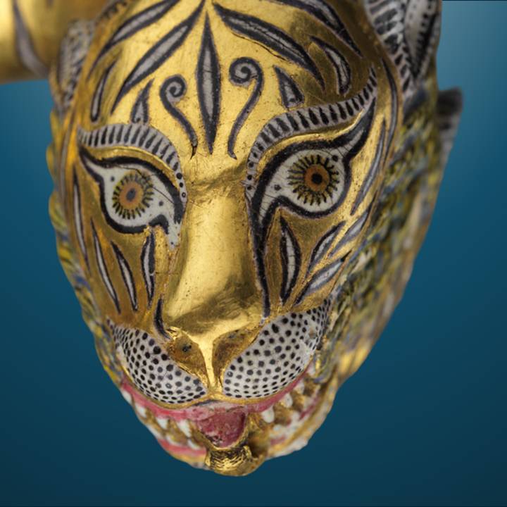 Hands on Armour: The Lucknow Look