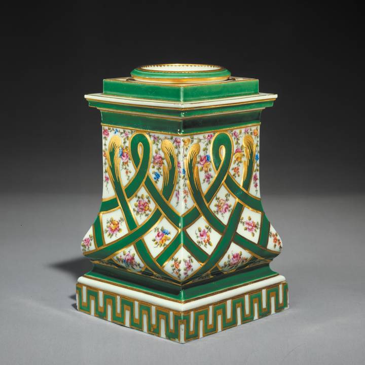 Collection in Focus: Ceramics