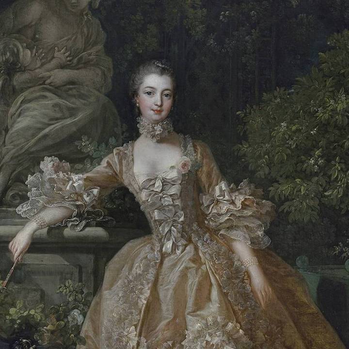 Renaissance portrait of a woman in a white and blue silk brocade dress, pearl necklace and pearl earrings