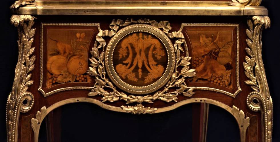 Riesener Series - Riesener Masterpieces: royal furniture in Britain