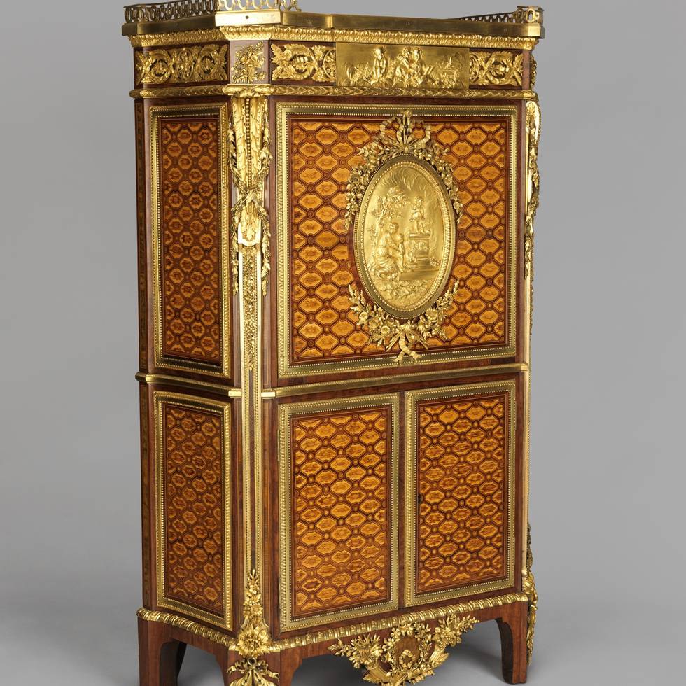 Jean-Henri Riesener, célèbre ébéniste du XVIIIe siècle R2.2e16d0ba.fill-980x980