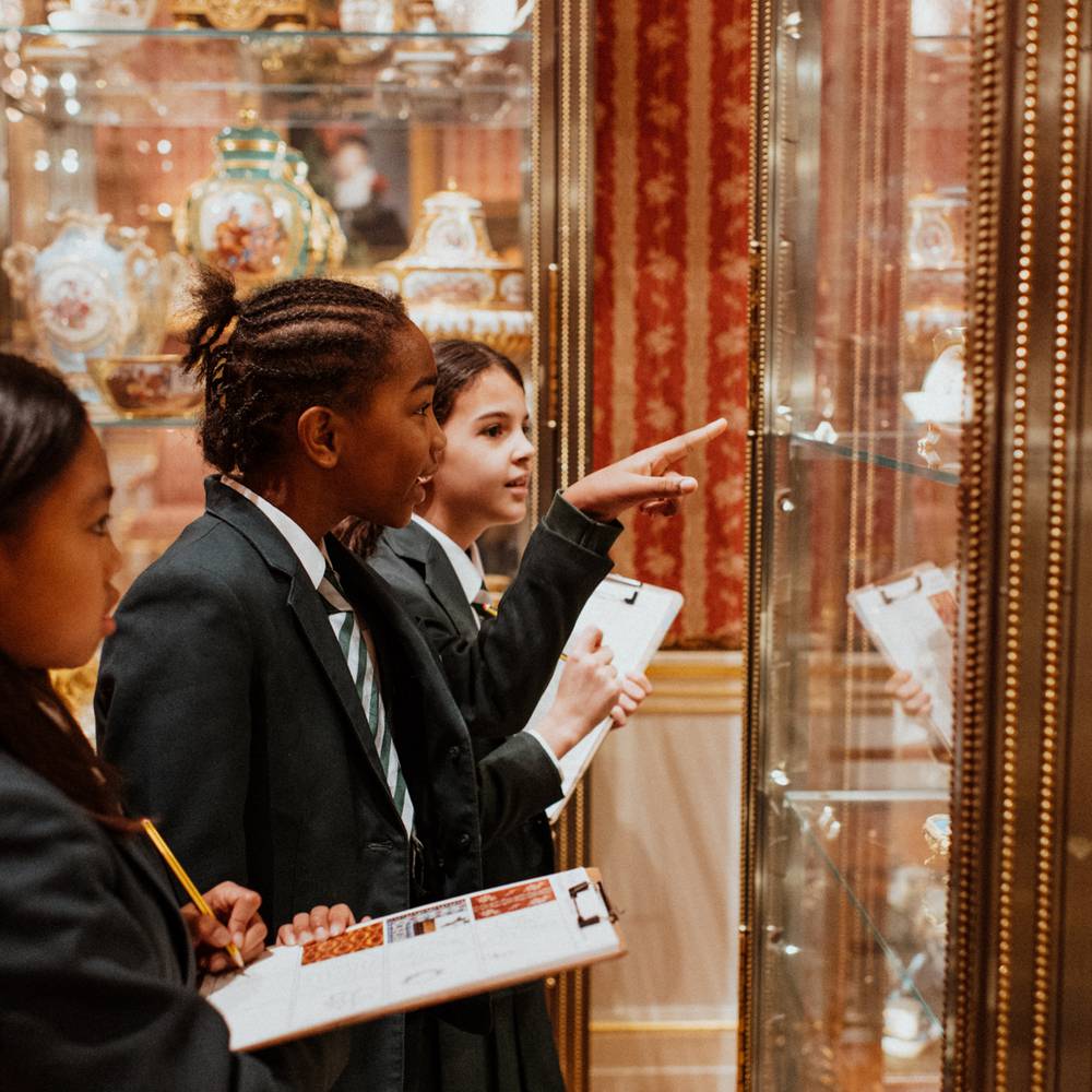 Pupils looking at Sevres